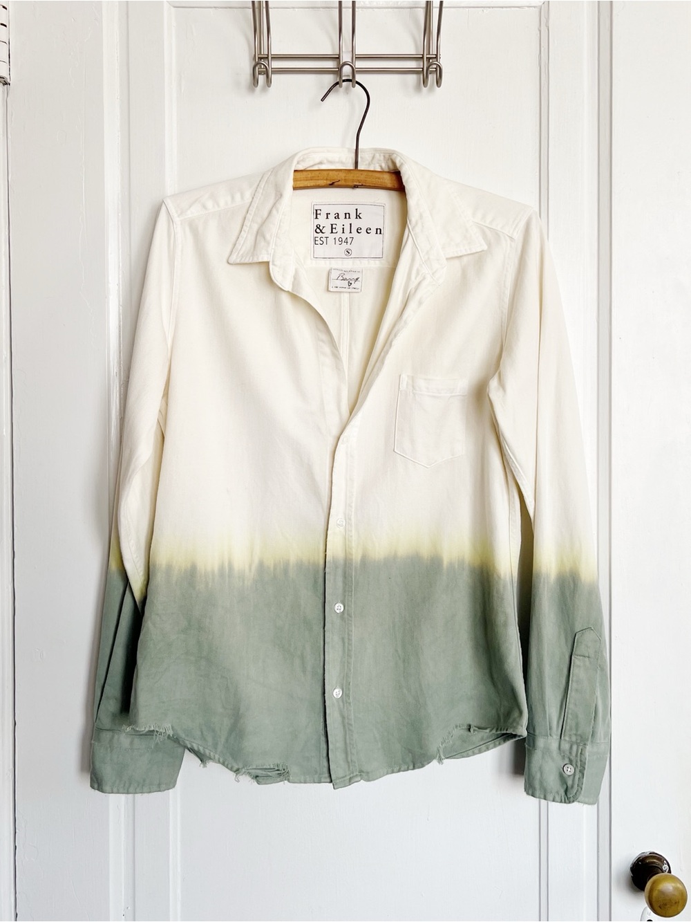 Frank & Eileen • Barry Tailored Button-Up Shirt in Green Dip Dye Famous Denim